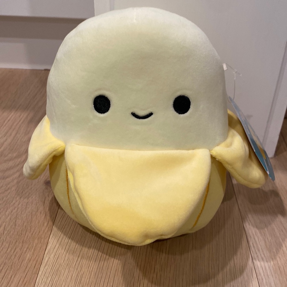 Squishmallow Junie the Banana 7” NWT HTF